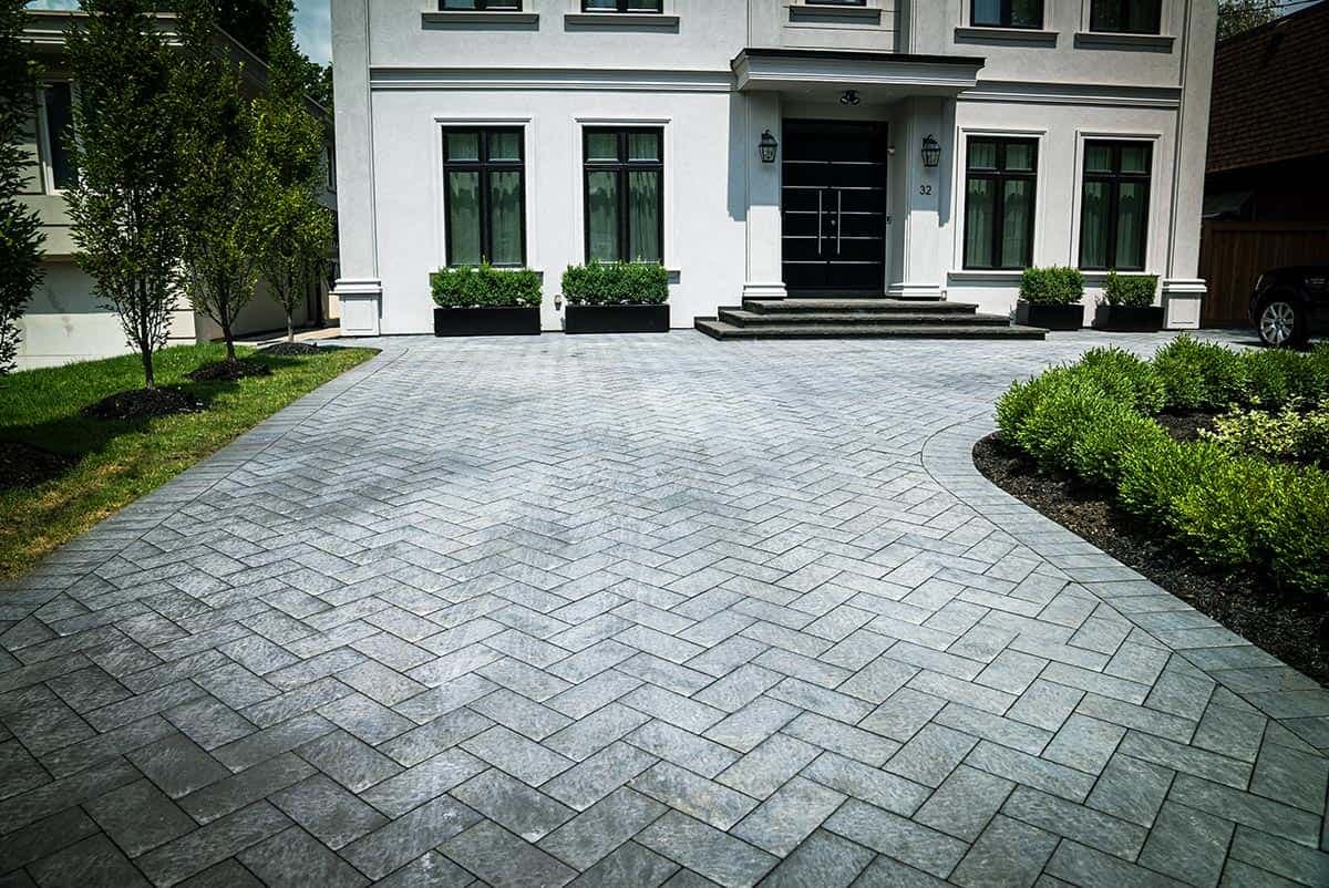 Interlocking Driveways
